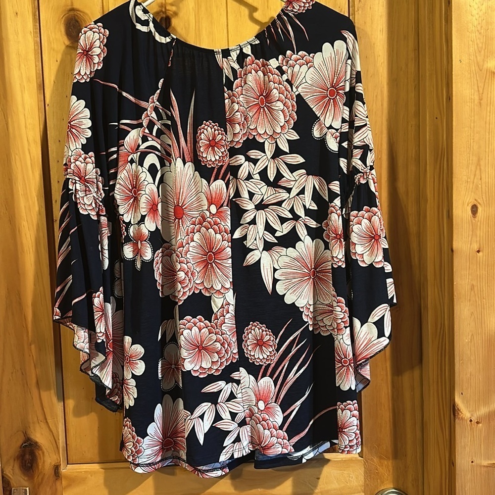 Naïf Multi Color floral Blouse - Picture 3 of 7